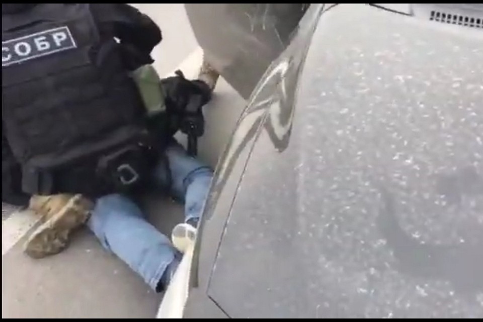 Задержание подозреваемого провели бойцы СОБР.