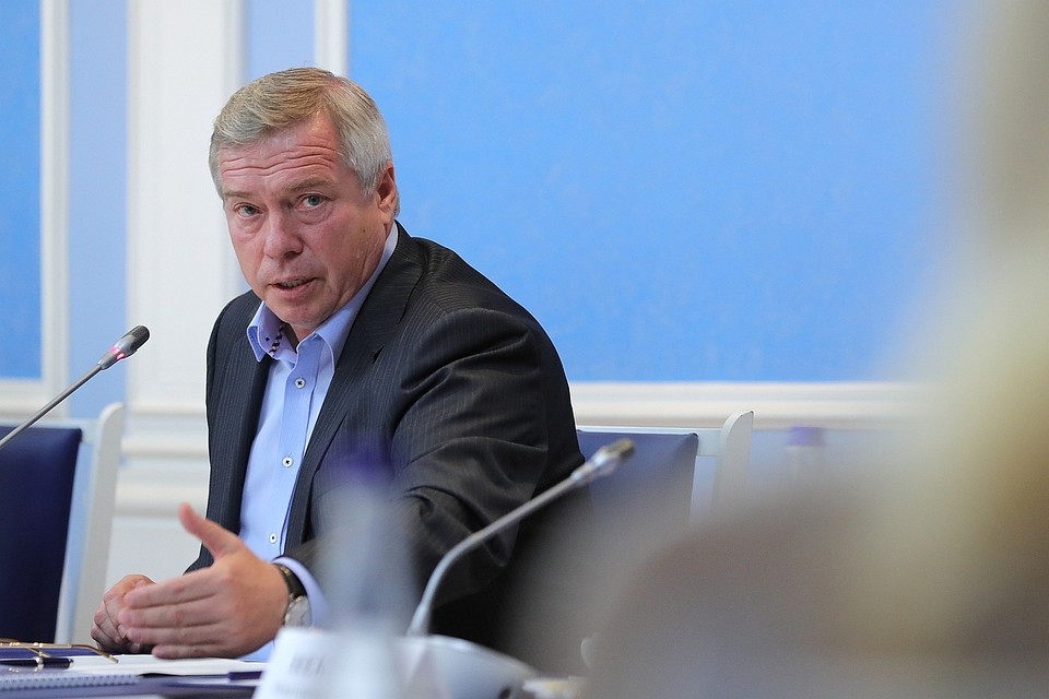 Василий Голубев заявил, что не изменил свою прежнюю позицию по вопросу возврата к прямым выборам мэра. Фото: Павел Сапрыкин/пресс-служба губернатора РО.