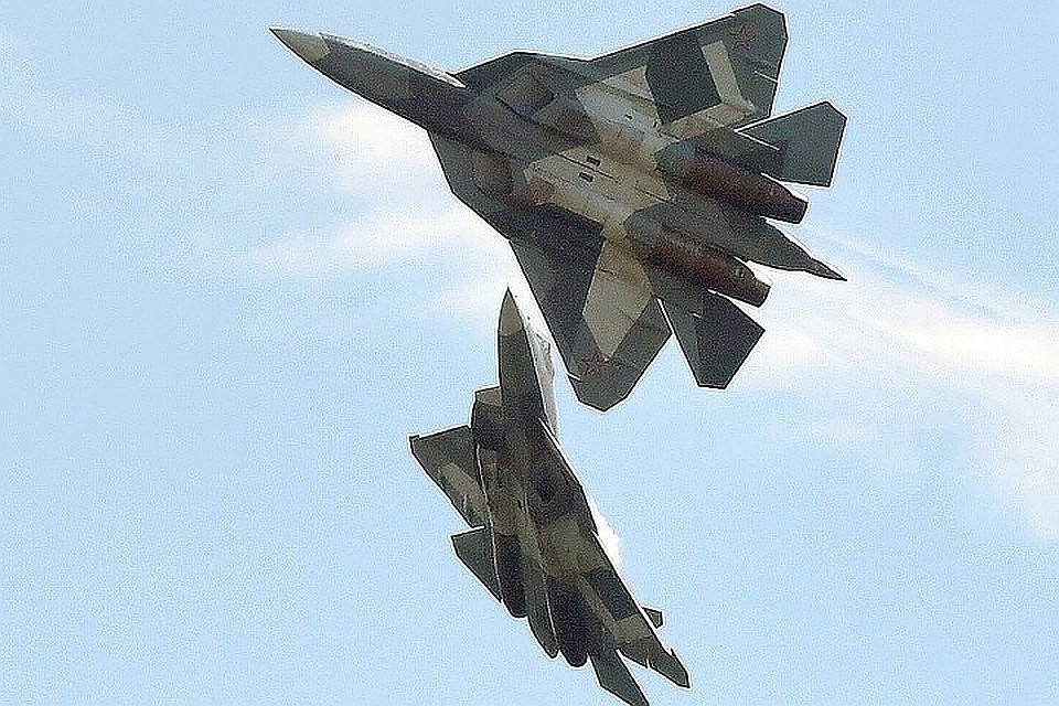 Новейший истребитель пятого поколения Су-57 запущен в серийное производство