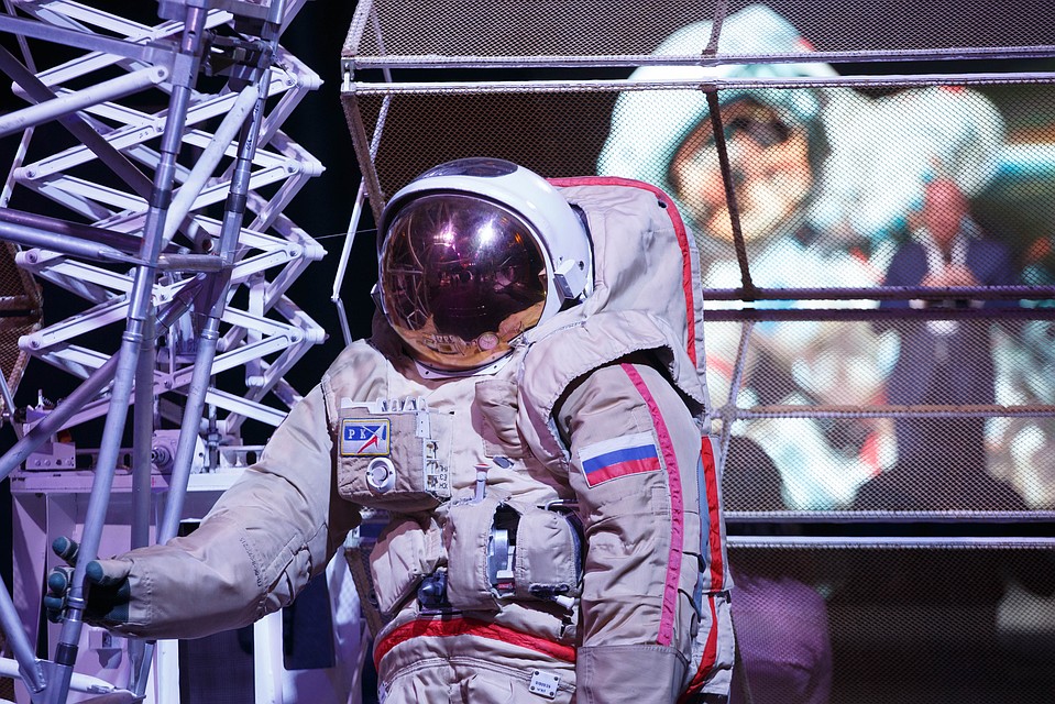 Стала известна зарплата российских космонавтов