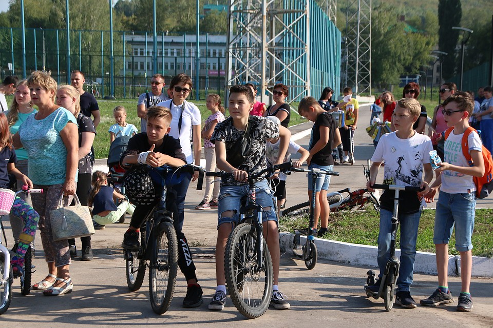 Открытию скейт-парка радуются все: от мала до велика.
