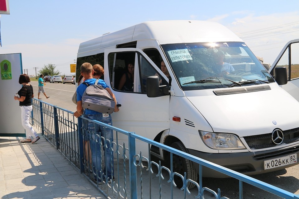 Автобусы ходят с интервалом в полчаса