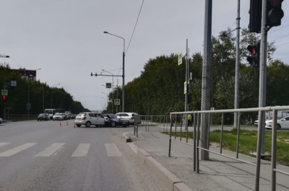 Три тюменца пострадали в ДТП, но отказались от поездки в больницу. Фото - соцсети.