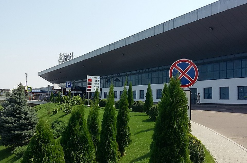 Кишиневский аэропорт.