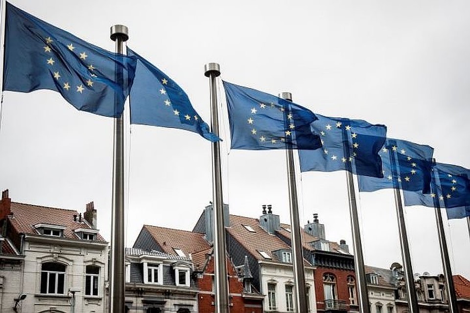 ЕС против возвращения России в G7 без выполнения минских соглашений
