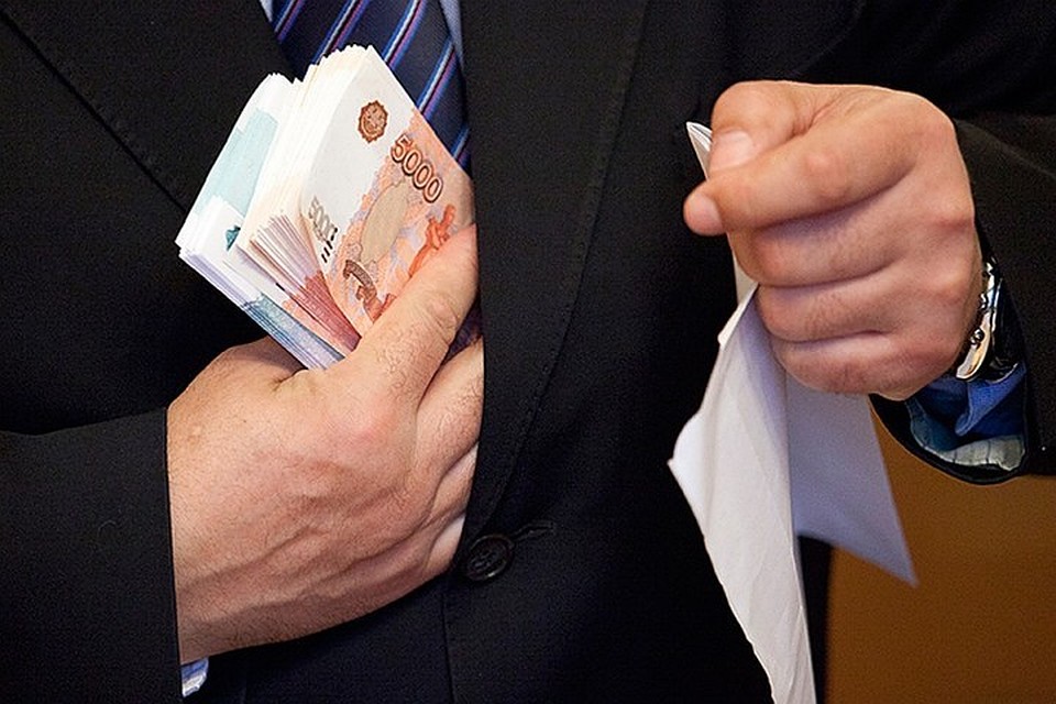 На Кубани полицейские-антикоррупционеры "погорели" на взятке