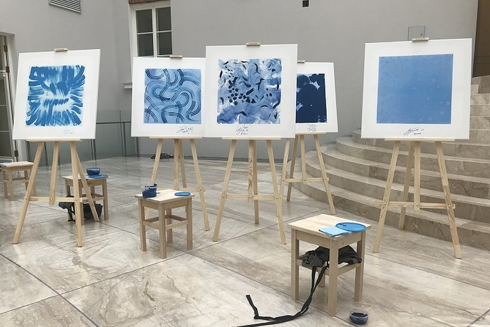 Игроки и тренер "Зенита" сделали свои варианты картины Малевича. Фото: vk.com/hermitage_museum