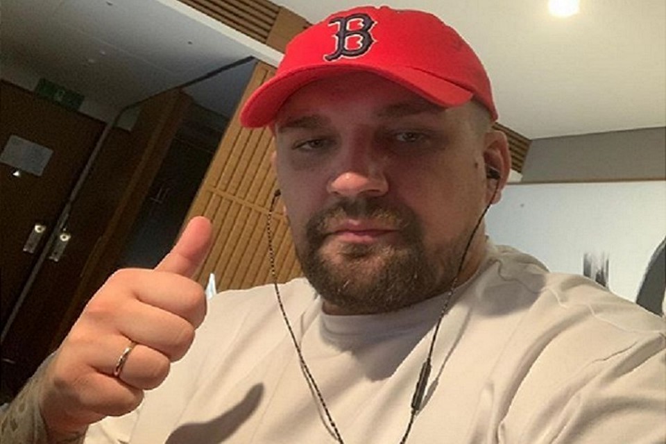 Баста зарабатывает от 2 до 7 млн рублей за одни концерт. Instagram Василия Вакуленко