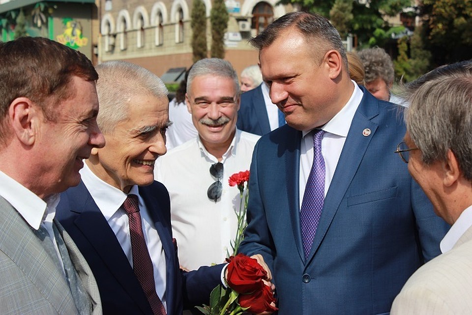 Геннадий Онищенко и мэр Донецка Алексей Кулемзин