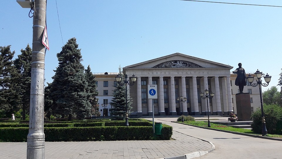 Правоохранители проводят проверку после гибели ребенка возле ДК имени Литвинова