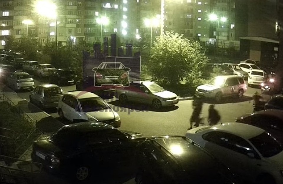 Видео похищения девушки в красноярской Покровке появилось в соцсетях. Фото, видео: ЧП - Красноярск.