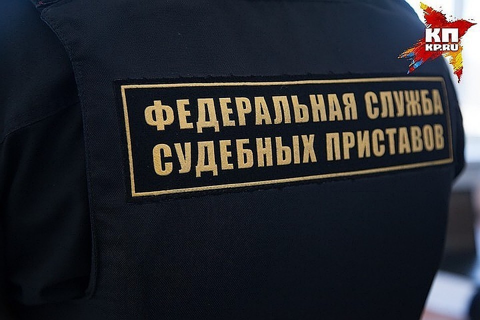Мужчина накопил долг перед дочерью в 505 тысяч рублей