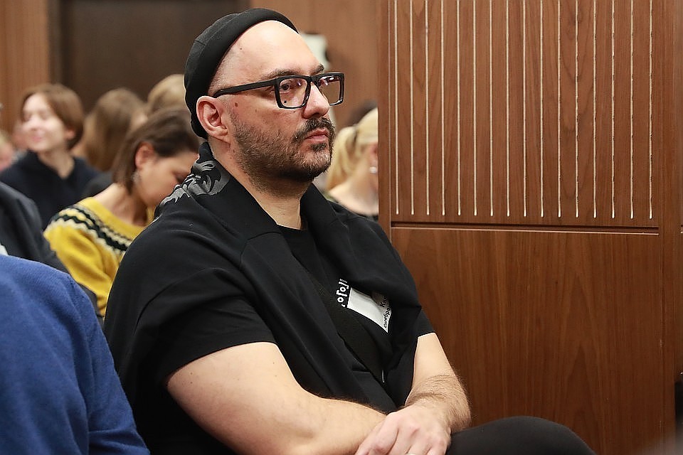 Серебренников теперь свободен в своих передвижениях