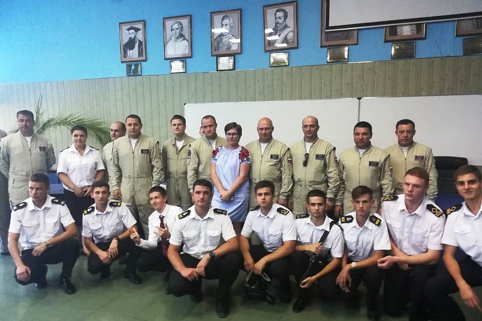 "Русские витязи" встретились с курсанатами в Новороссийске
