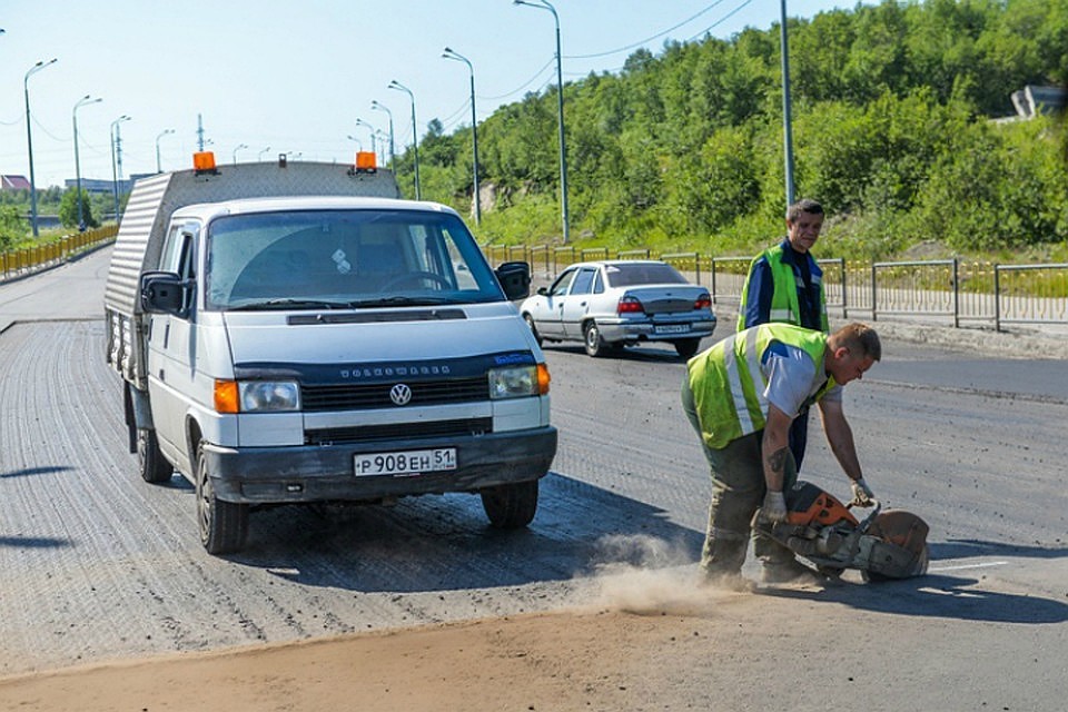 В Заполярье из-за короткого лета хотят разрешить дорожные работы по ночам. Фото: администрация города Мурманска