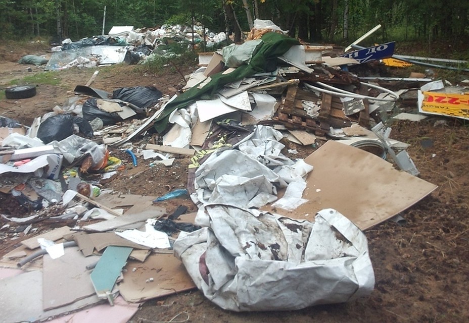 В Сургуте ликвидировали еще одну несанкционированную свалку Фото предоставлено МОО "Зеленый фронт"
