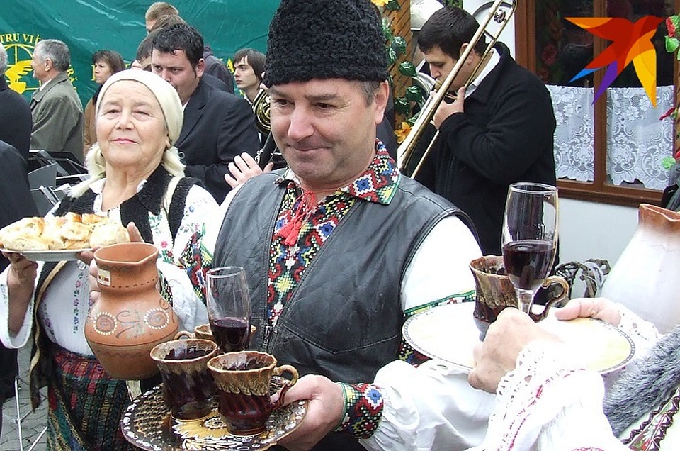 В эти выходные в Молдове отмечается самый важный осенний праздник - Фестиваль вина