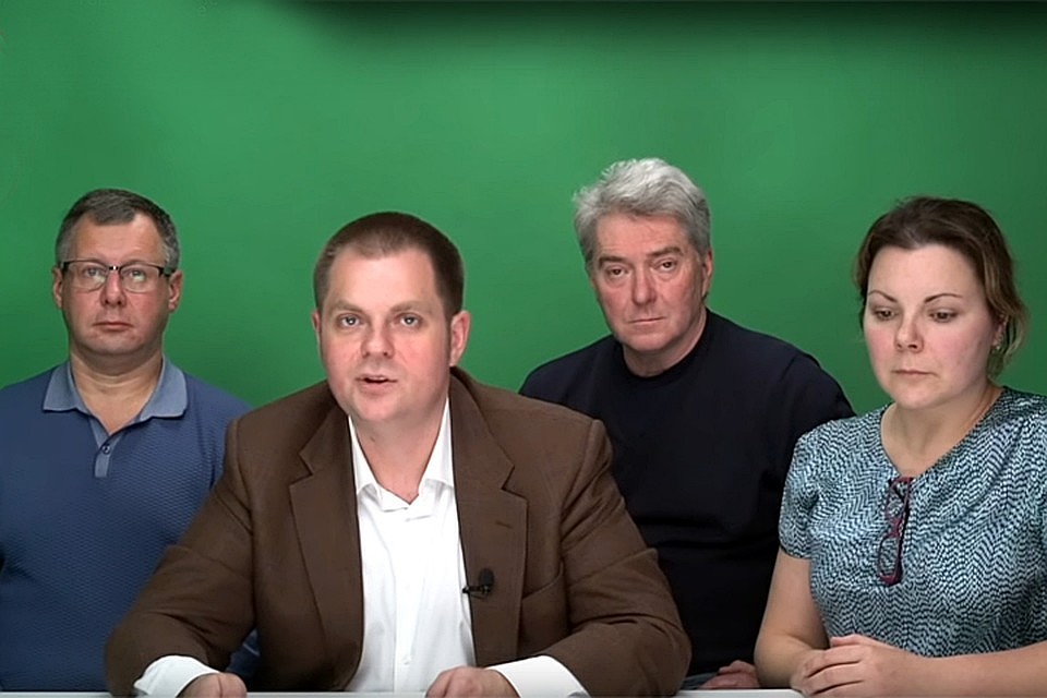 Сразу 26 сотрудников, в числе которых рядовые врачи, заведующие отделений и заместители главврача заявили о массовом увольнении