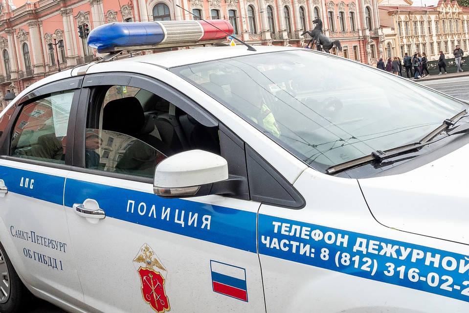 Рецидивиста поймали на каршеринге с наркотиками и без водительских прав в Пушкине