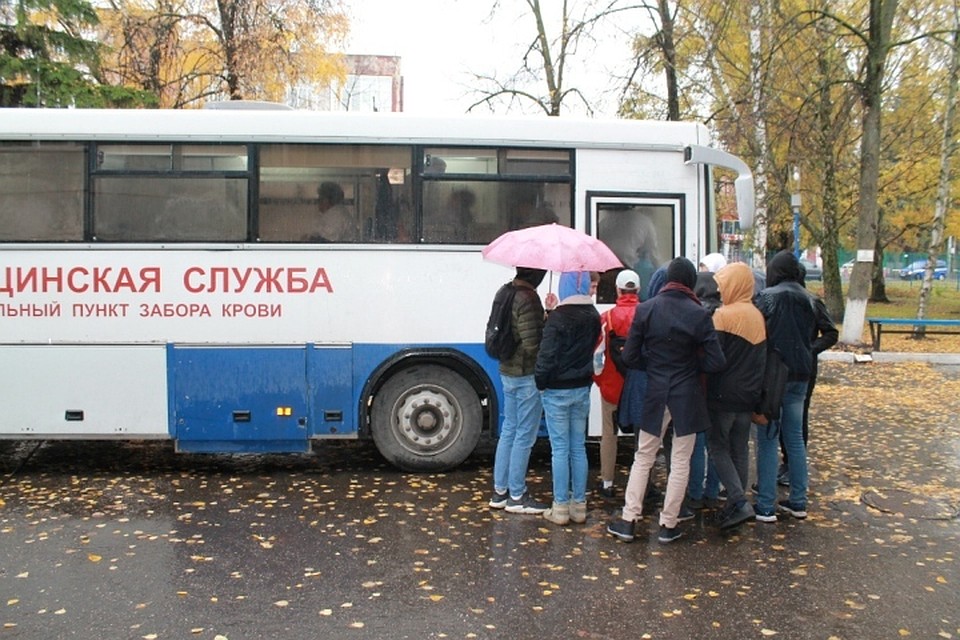 В сдаче крови приняли участие 35 студентов.