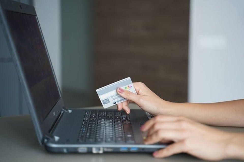 Сибирским бизнесменам предложили разместить свои товары на eBay.