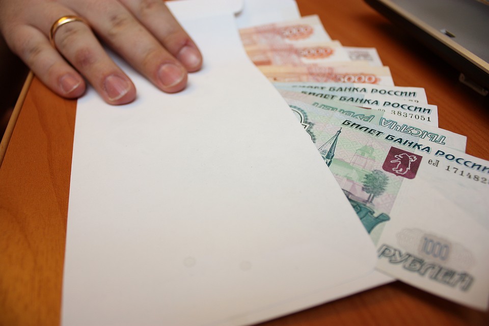 Россияне начали жертвовать отпусками и лечением с целью экономии