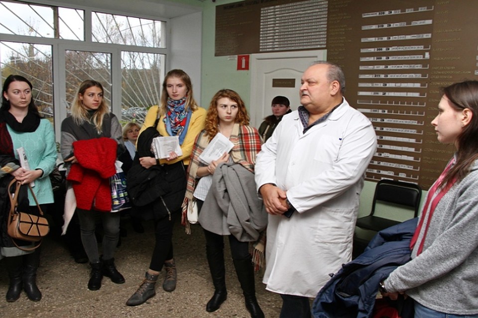Первым делом студенты приехали в больницу №3 имени Н.И. Пирогова