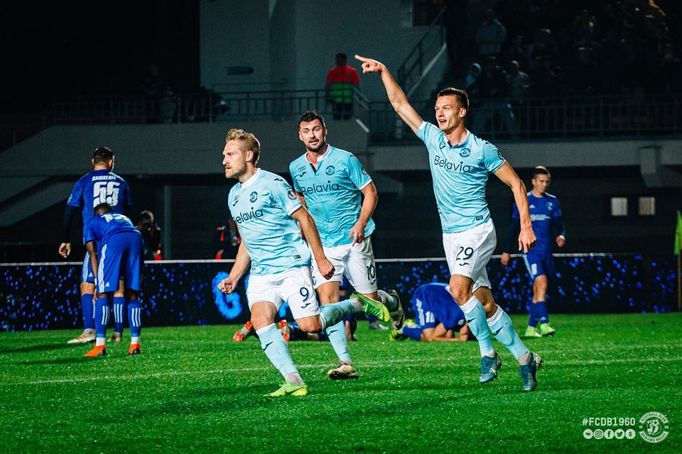 Сергей Кривец сравнял счет в матче "Динамо" Брест - "Слуцк". Фото: dynamo-brest.by