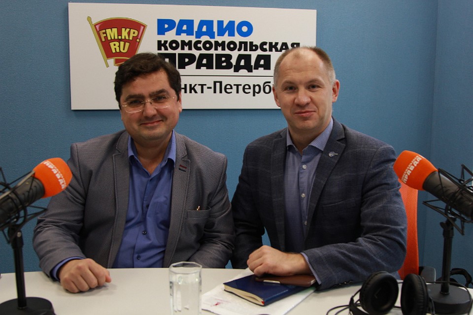 Михаил Раяк и Анатолий Кутузов в студии радио «Комсомольская Правда в Петербурге»
