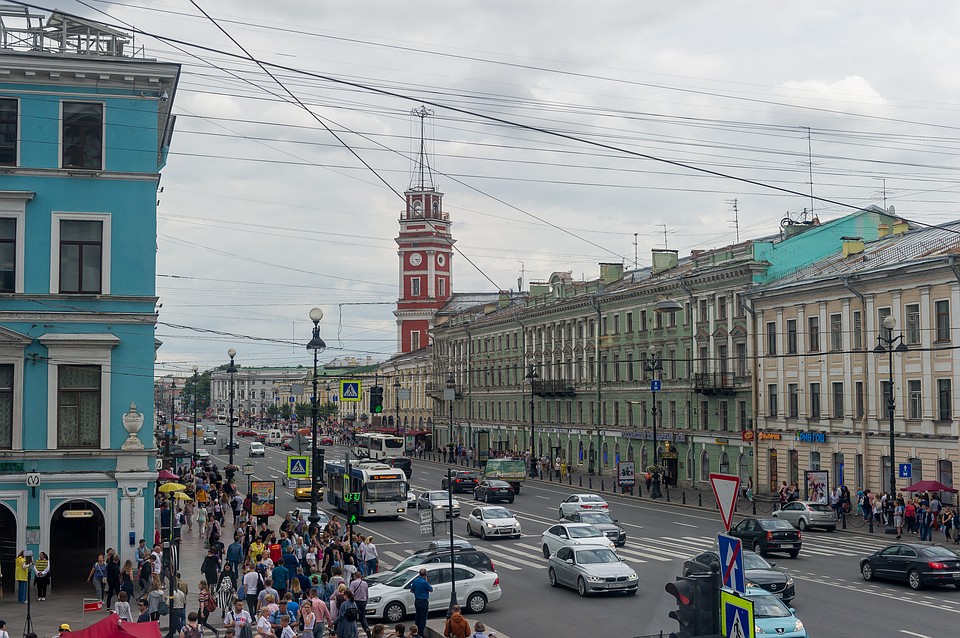Загруженность на дорогах Петербурга достигла аномально низкой отметки
