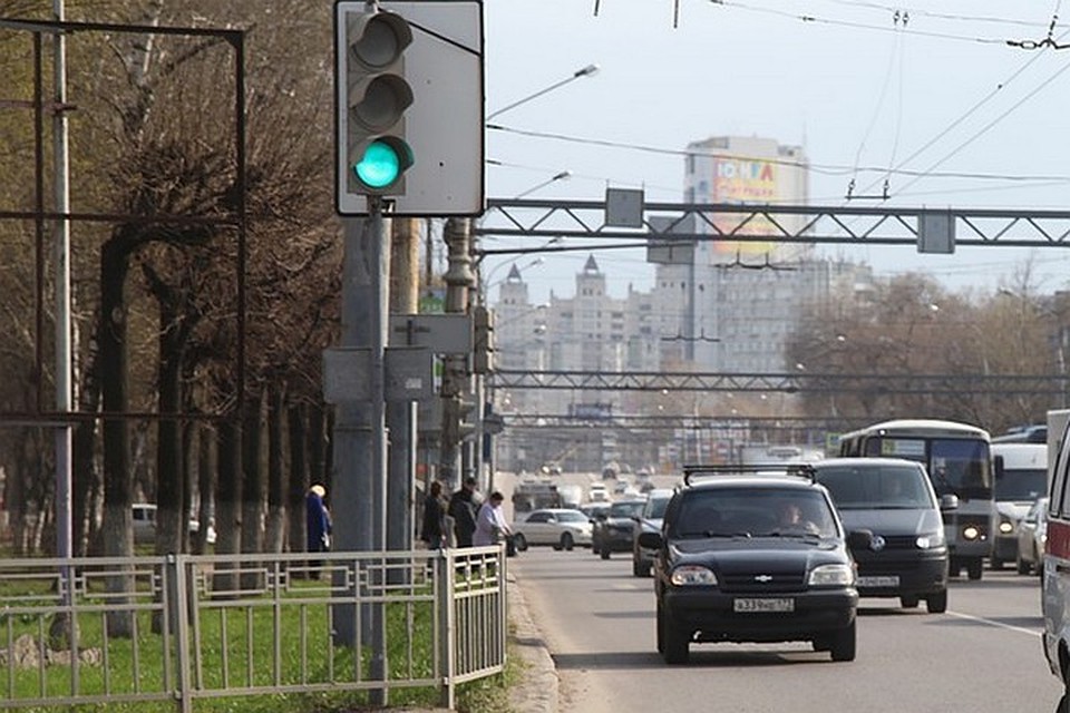 "Умные светофоры" работают в тестовом режиме.