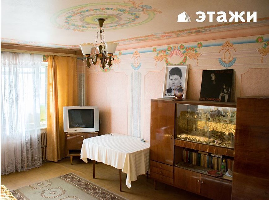 В квартире оставили все, как было при жизни Юрия Хоя и его матери.