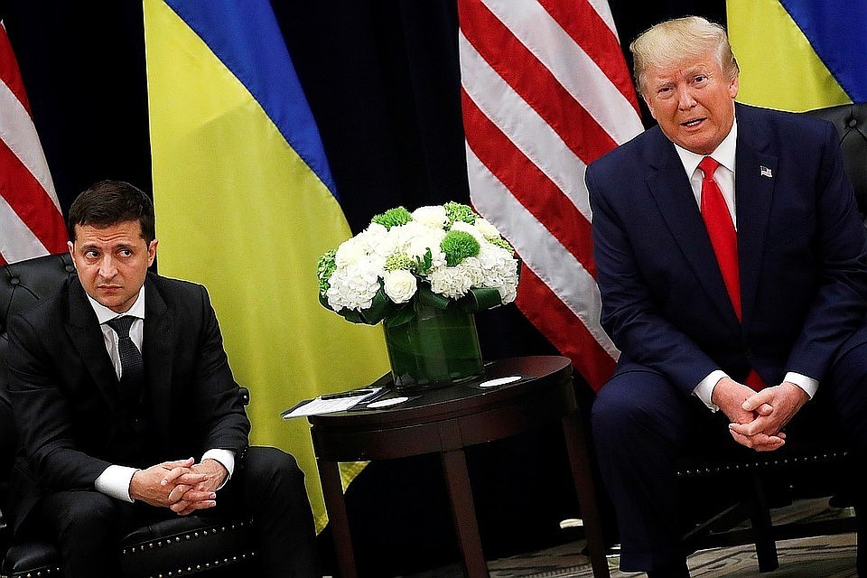 Президент США Дональд Трамп на встрече с украинским коллегой Владимиром Зеленским