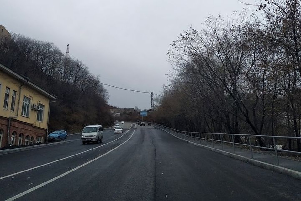 Во Владивостоке открыли дорогу на улице Капитана Шефнера