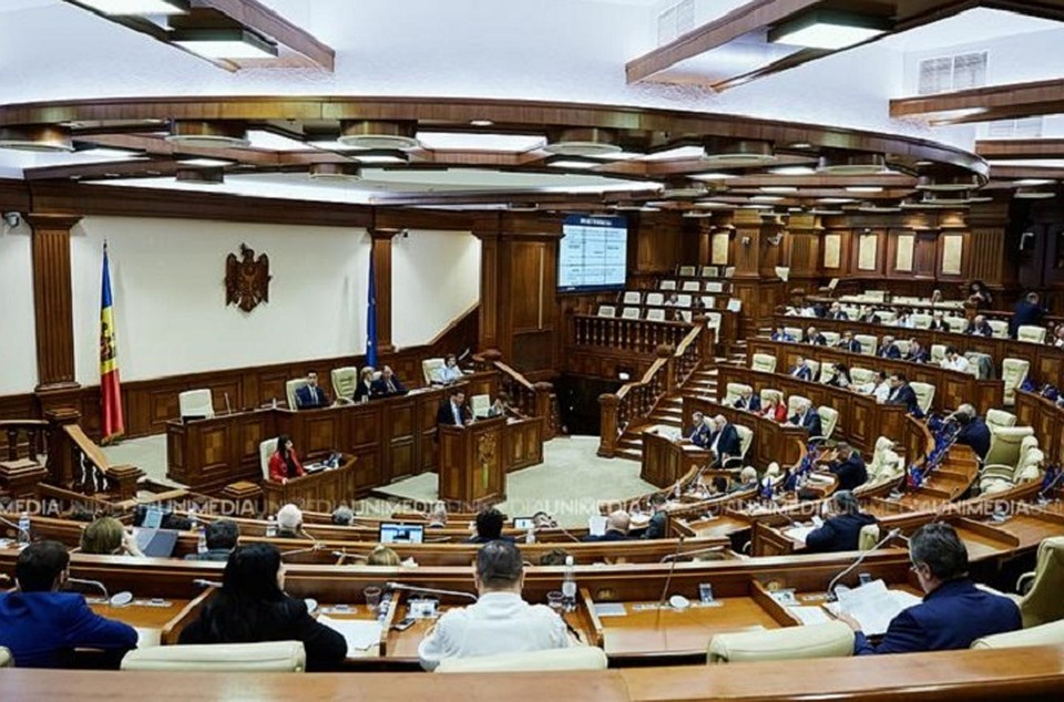 14 и 15 ноября члены парламента встречаются на пленарном заседании. Фото: Unimedia