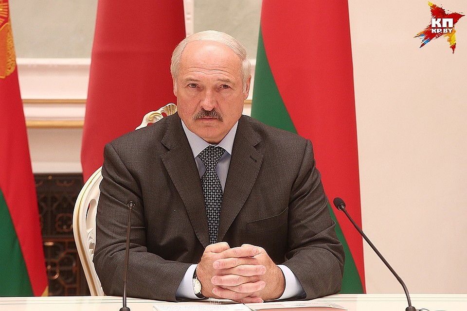 Лукашенко заявил, что Беларусь - не нахлебница России.