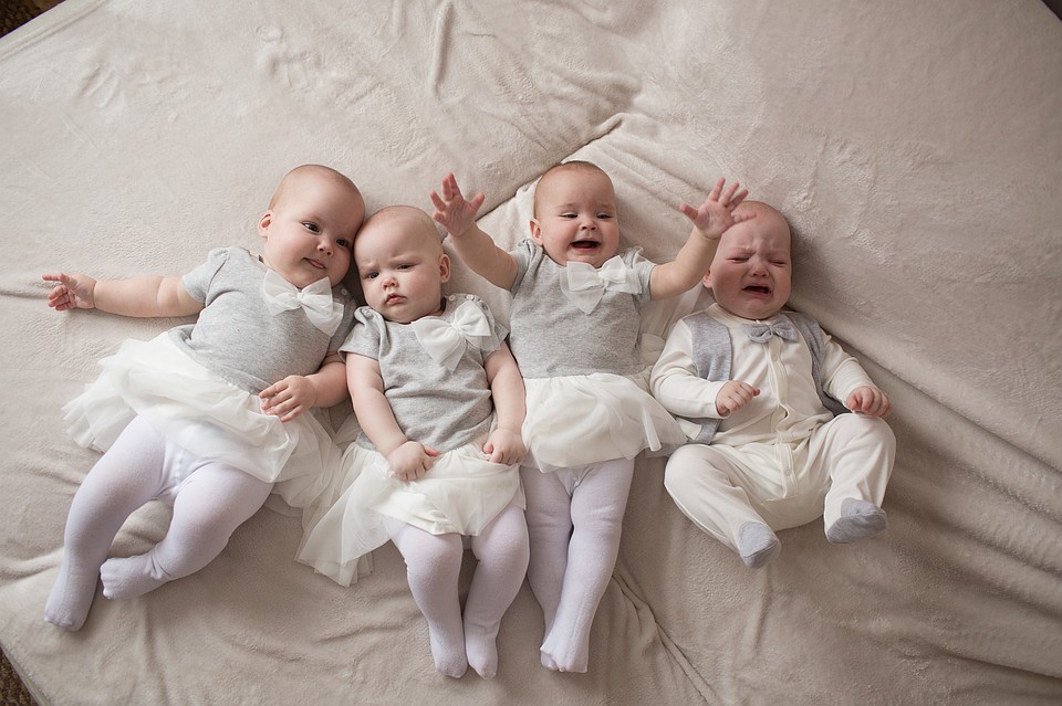 Три дочки и один сынишка. Фото: www.instagram.com/marinka_kvadromama