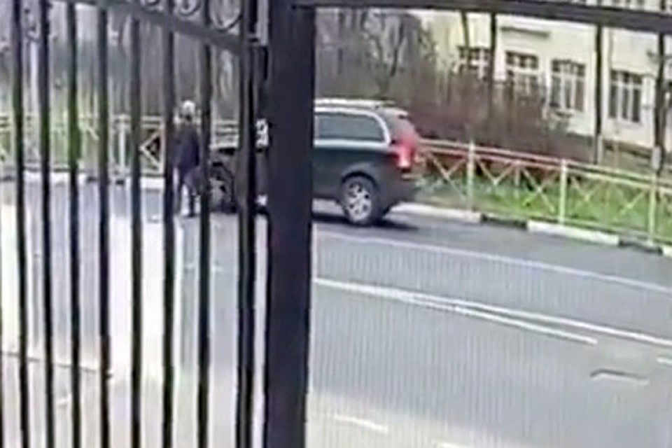 Конфликт между двумя мужчинами произошел на дороге в Мытищах
