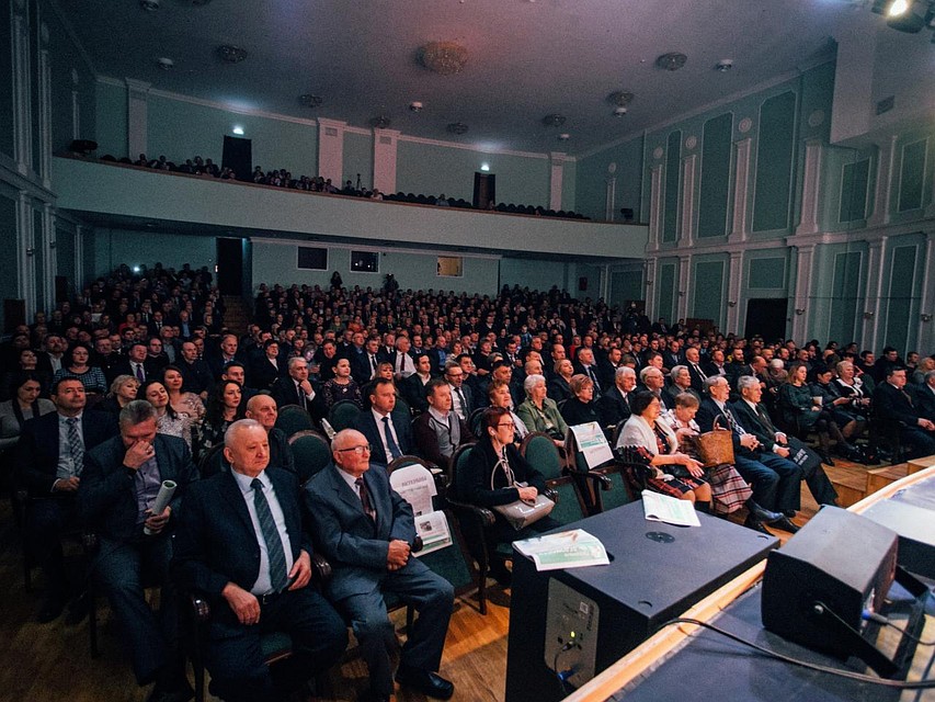 Лучших тружеников сельского хозяйства отметили наградами Минсельхоза РФ и администрации области