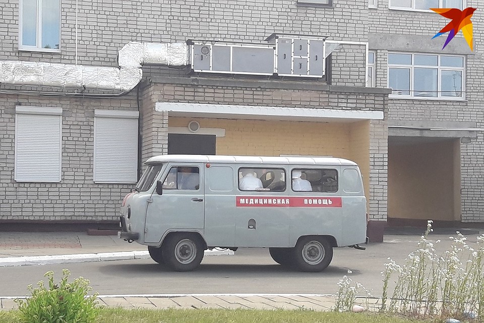 На территории больницы нашли тело мужчины, который накануне обращался за медпомощью.