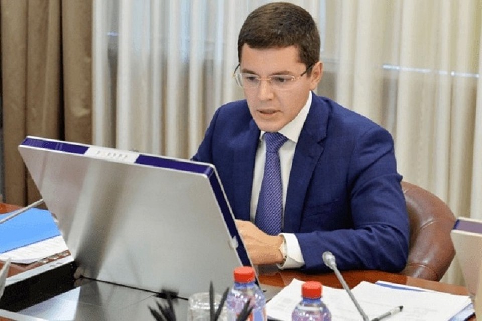 Глава ЯНАО принимает вопросы от ямальцев для прямого эфира Фото: Администрация Лабытнанги