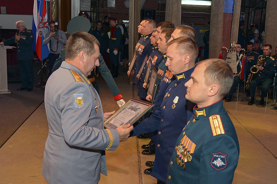 Награждении офицеров, прошедших боевой курс