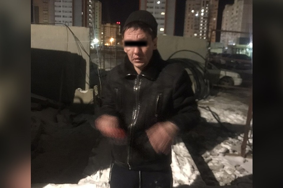 Спорщика стащили с крана и отправили в полицию. Фото: ЧОП "Варяг".