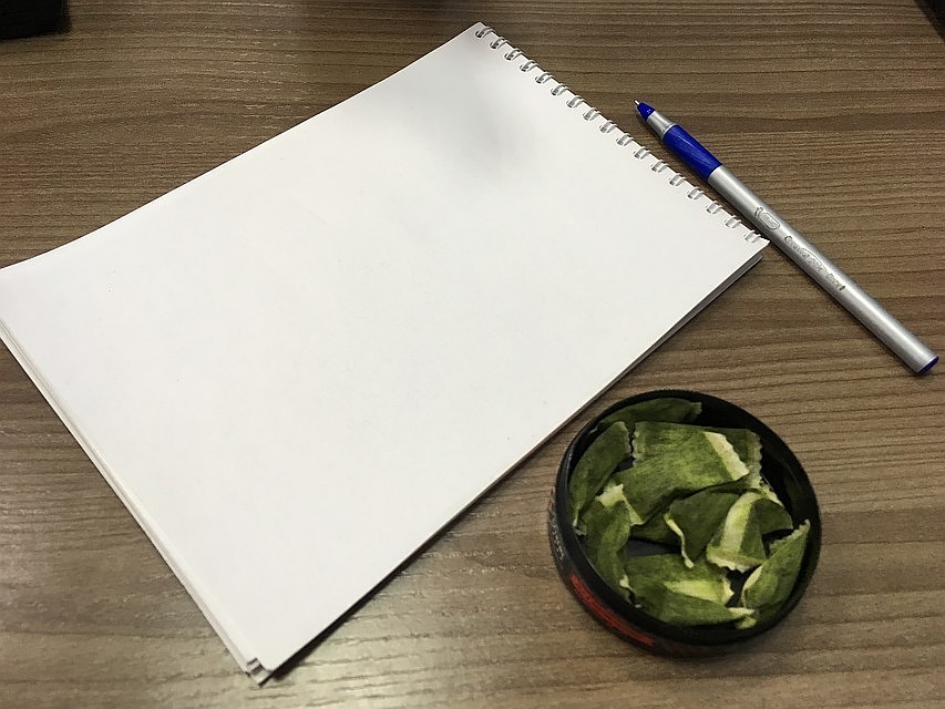 Снюс.