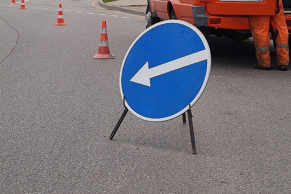 Транспорт пустили в объезд
