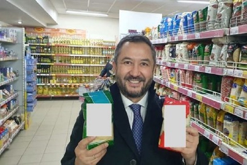 Эксперт планирует подать предложение в Министерство национальной экономики с просьбой, чтобы во всех магазинах указывалась не только упаковочная, но и килограммовая цена.