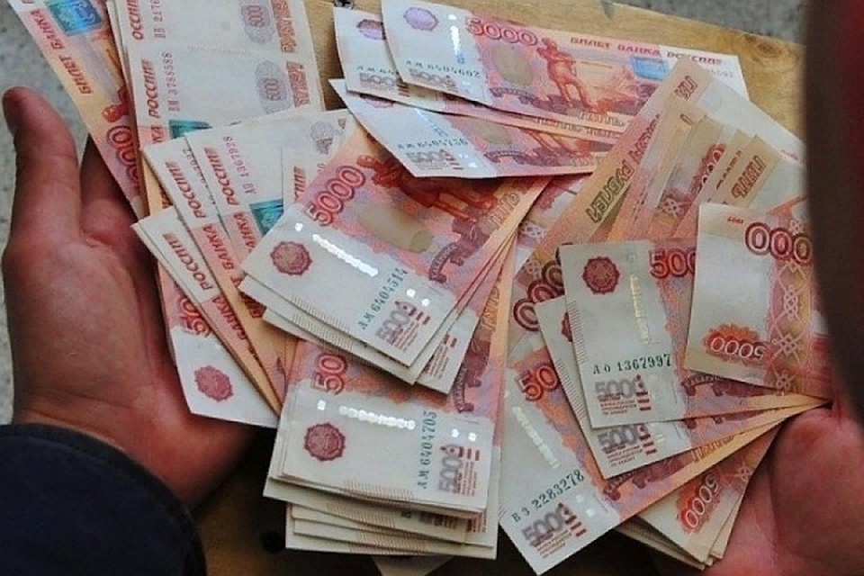 В Кузбассе женщина хотела взять кредит и потеряла 52 тысячи рублей