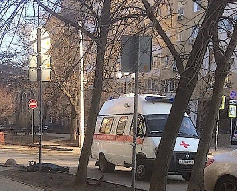 Врачам осталось только констатировать смерть пенсионерки. Фото: vk.com/rostovnadonu