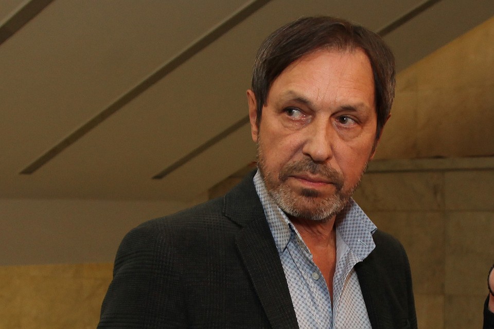 63-летний артист выступил на сольном концерте