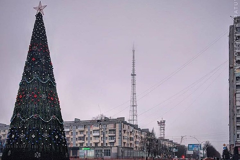 Декабрь в Луганске. Фото: https://www.instagram.com/i_love_lugansk/